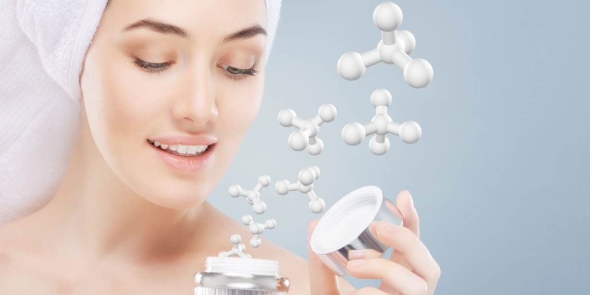 Read more about the article Top 10 Best Anti-Ageing Ingredients for Youthful Skin